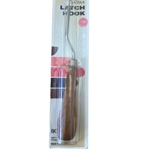 Brand New Vintage Boye Latch Hook Deluxe Wood Handle Hook Tool